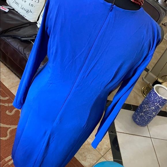 Bold and bright in a London Times dress! - Picture 12 of 12